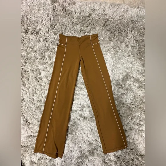 Lululemon bundle 4 pieces sz 6 - Picture 6 of 16